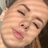 ro_ni Nude