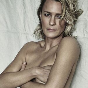Robin Wright Nude