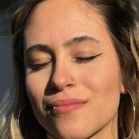 romactg Nude
