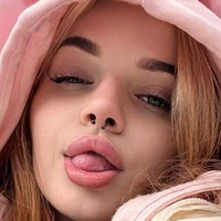 Roselinde Nude