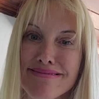 Roxanamol Nude
