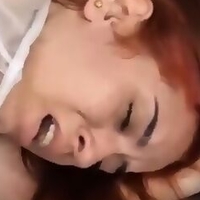 Ruiva Isa Nude