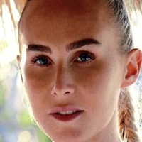 Sarah Gronert Nude