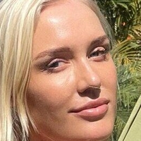Sarah Lea Nude