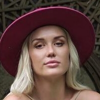 SarahLea Nude