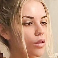 saramascara Nude