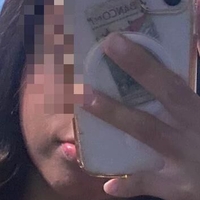 Sari Hernandez Nude