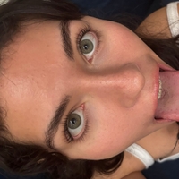 sashasexymouthh Nude