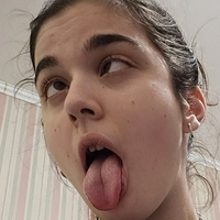 Satira Nude
