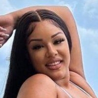 selenaleche Nude