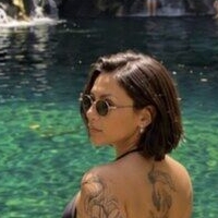 Senhorita Isabela Nude