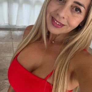 serana.rosee Nude