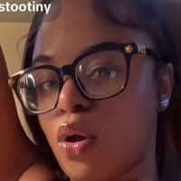 shestootiny Nude