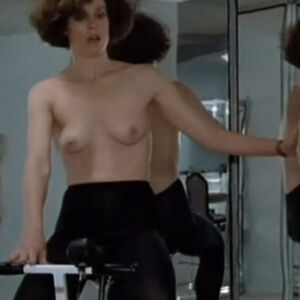Sigourney Weaver Nude