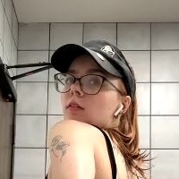 snackthatsmilesback Nude