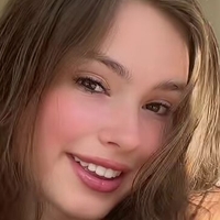 Sofie Snoeck Nude