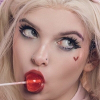 Starner Cosplay Nude