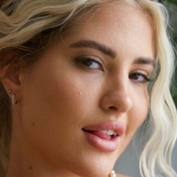 Stefanie Emig Nude