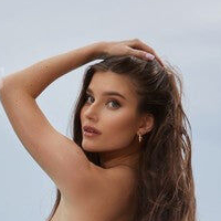 Stefany Nude