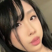 Stefnisu Nude