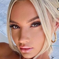 StellixBlondi Nude