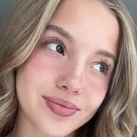 Sydnee Momakov Nude