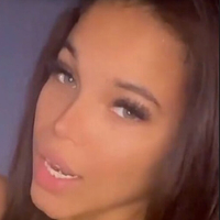 Sydney Thompson Nude