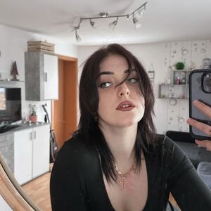 Syrena.scarlett Nude