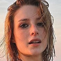 Taurozzy Nude