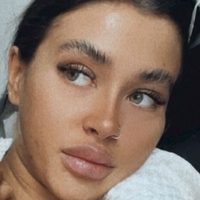 Taylor Lynch Nude