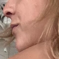 Taylor Roses Nude