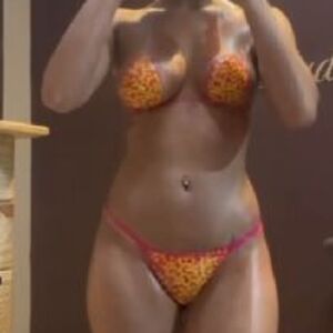 Thay Tatazinhah Nude