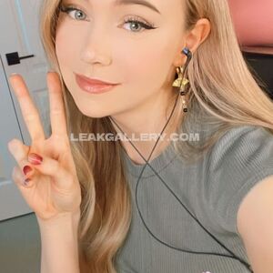 thedizzykitten Nude