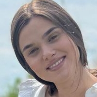 Theo Rose Nude