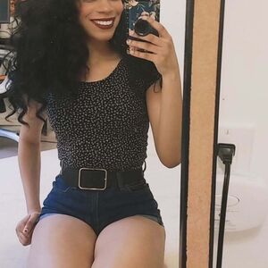 theraymona Nude