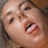 TheSexyMomNextDoor Nude
