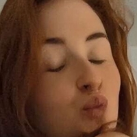 thevelvetredhead Nude