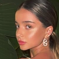 Tiziana Adriana Nude