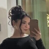 Tlakiraaa Nude