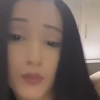 tzwrtzinakiiiii Nude