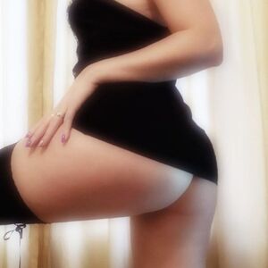 u143014317 Nude