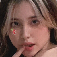 Ureshidrea Nude