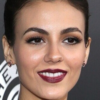 victoriajustice Nude