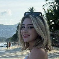 Vina Mil Nude