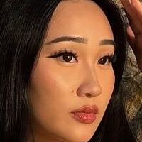Vivian Vu Nude
