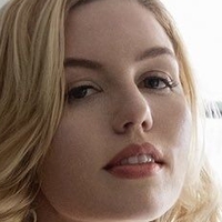 Vivienne Cole Nude