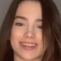 Weiß jemand wer das ist oder wie sie heißt? Nude