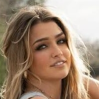 Whitney Robbin’s Nude