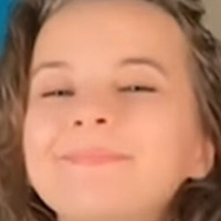 Wie ist ihr Name? Nude