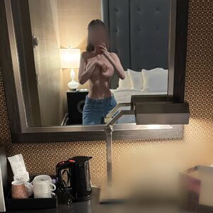 withsylvie Nude